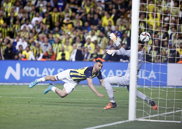 通过防守反 通过防守反